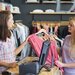 Lucrator comercial in magazin de haine second hand, zona metrou Lujerului